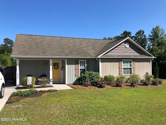 500 N Dyson St, Holly Ridge, NC 28445