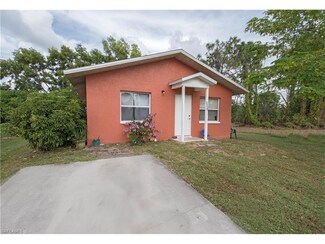 5321 Martin St, Naples, FL 34113