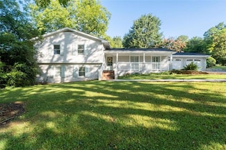 2842 Briarcliff Rd NE, Atlanta, GA 30329