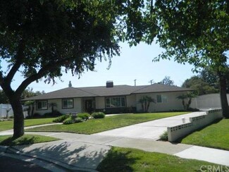 940 Richmond Dr, Claremont, CA 91711