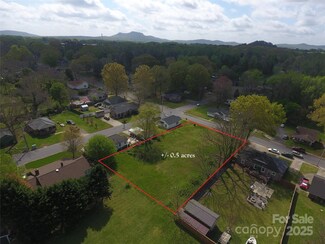 702 W Gold St, Kings Mountain, NC 28086