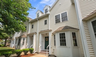 555 Main St Unit 4, Woburn, MA 01801