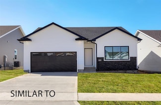 3020 Myron St, Norwalk, IA 50211