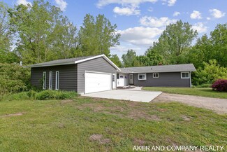 8091 Warner St, Allendale, MI 49401
