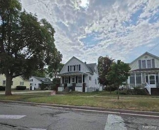 1014 S Farragut St, Bay City, MI 48708