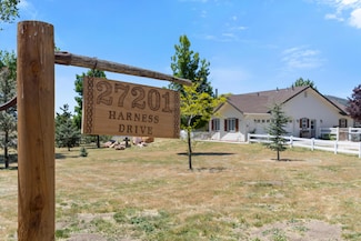 27201 Harness Dr, Tehachapi, CA 93561