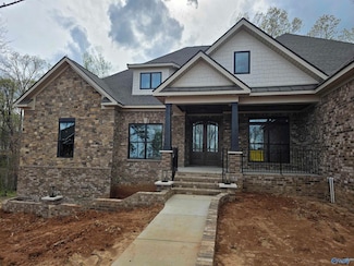28 Ridge Bluff Cir SE, Huntsville, AL 35803