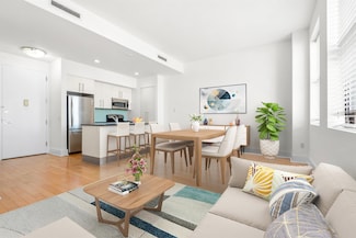 4 Beacon Way Unit 1107, Jersey City, NJ 07304