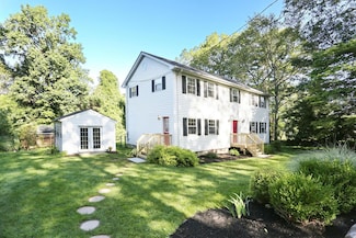 26 Johnsons Ln, New City, NY 10956