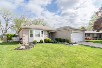 28166 Acacia St, Livonia, MI 48154