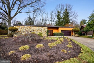 10144 Spring Pools Ln, Columbia, MD 21044