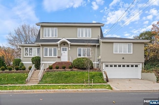 74 Kipp Ave, Hasbrouck Heights, NJ 07604