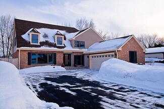 3925 Miller Dr, Glenview, IL 60026