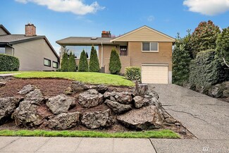 6251 Lake Shore Dr S, Seattle, WA 98118