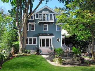 16 Cross Ln, Cos Cob, CT 06807