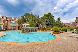 318 Cypress Vista, Houston, TX 77094