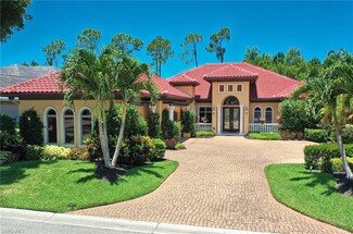 7535 Treeline Dr, Naples, FL 34119