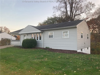 127 Howard St, New Haven, WV 25265