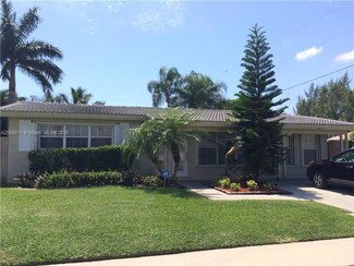 2210 NE 51st St, Lighthouse Point, FL 33064