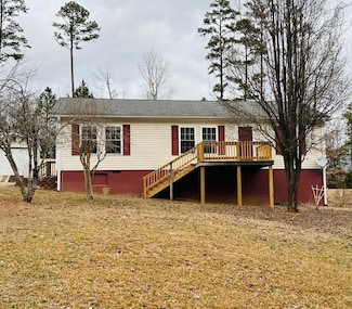 1154 Lakefront Dr, Clarksville, VA 23927