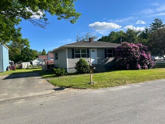 32 Cooper St, Old Town, ME 04468