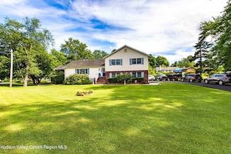 38 Mill Ln Extension, Saugerties, NY 12477