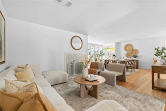 6454 Baird Ave, Reseda, CA 91335