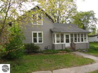 3194 N 2nd St, Weidman, MI 48893
