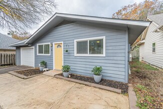 8 Spalding Cir, Wimberley, TX 78676