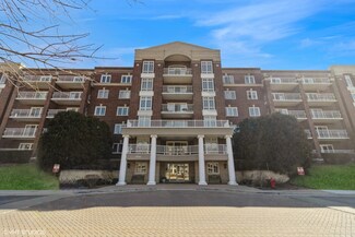 7041 W Touhy Ave Unit 604D, Niles, IL 60714