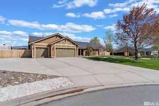 30 Moonbeam Ct, Sparks, NV 89441