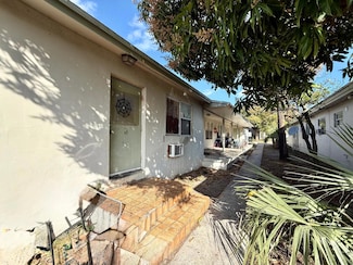 817 2nd St Unit 4, West Palm Beach, FL 33401