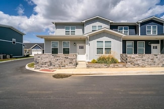 1528 Crownpoint Dr, Harrisonburg, VA 22801
