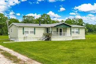 1023 Charles Marks Rd, Arnaudville, LA 70512