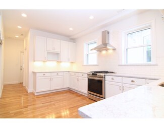 92 Partridge Ave, Somerville, MA 02145