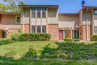 77 Aspen Ct, Cincinnati, OH 45246