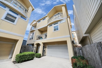 2416 Bevis St, Houston, TX 77008