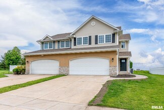 4260 Sapphire Ln, Bettendorf, IA 52722