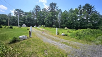 191 Canaan Rd, Clinton, ME 04927