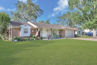 5611 W Airport Blvd, Houston, TX 77035