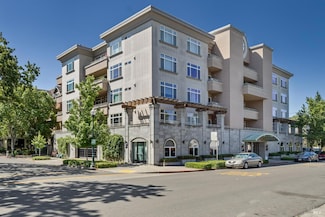 810 7th St Unit 26, Santa Rosa, CA 95404