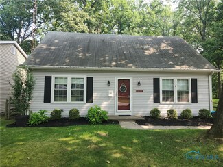 4110 Mcgregor Ln, Toledo, OH 43623