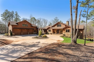 975 Blalock Lakes Dr, Newnan, GA 30263