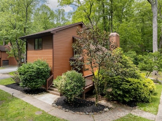 107 N Garden Ct, Fletcher, NC 28732