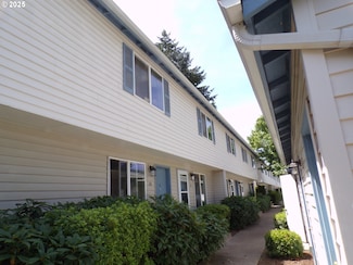4792 Lancaster Dr NE, Salem, OR 97305
