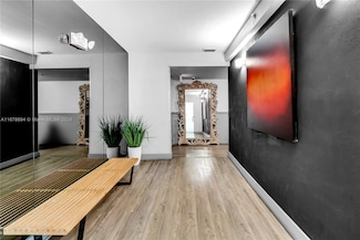 1512 Washington Ave Unit 305, Miami Beach, FL 33139