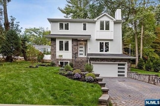 179 Columbus Rd, Demarest, NJ 07627