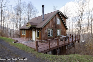 186 Mountain Dr, Hunter, NY 12442