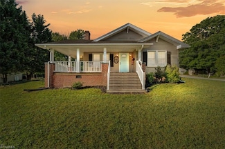 845 Powhatan Ave, Asheboro, NC 27203