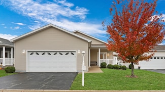 1824 Blue Ribbon Ln, Grayslake, IL 60030